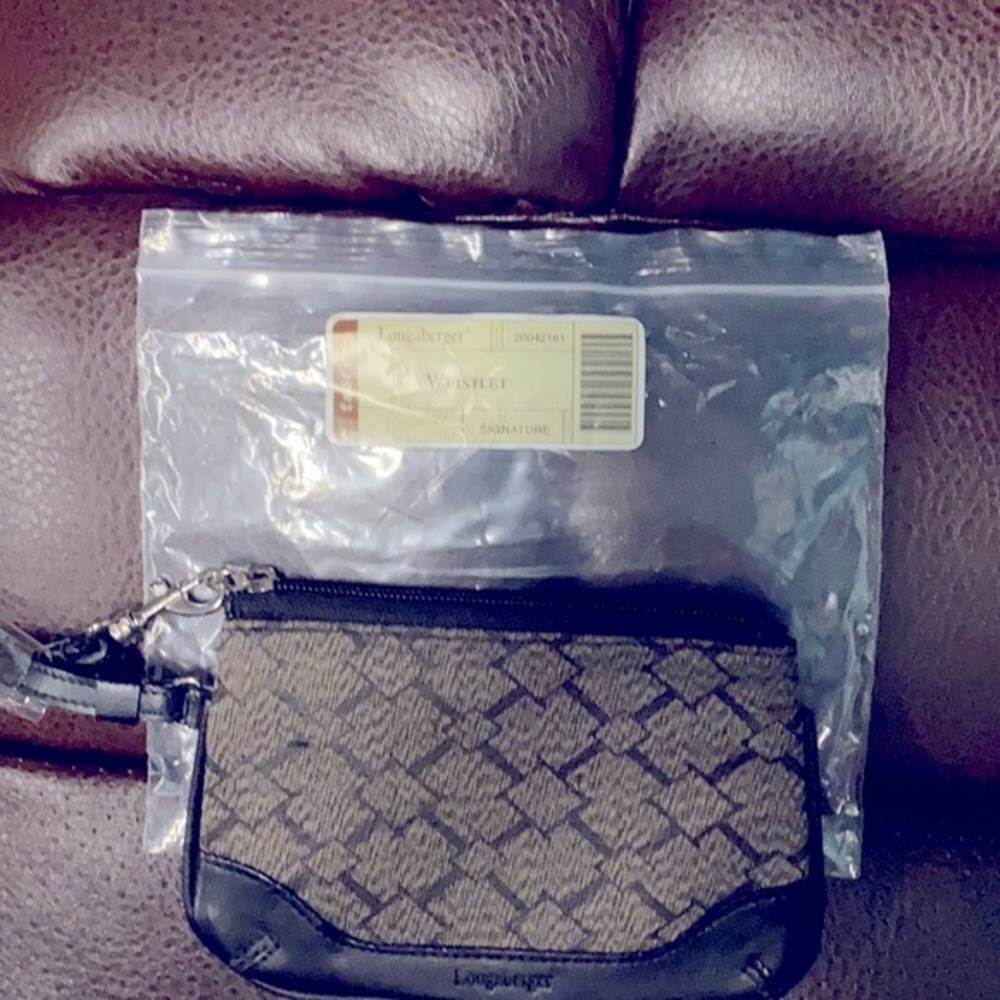 Longaberger Signature Wristlet 20042161